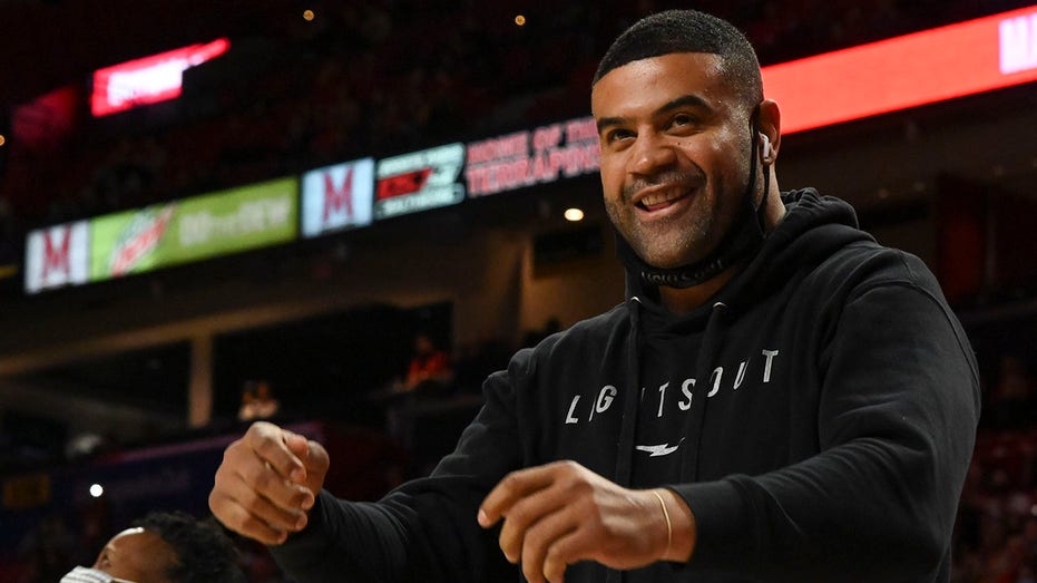 Netflix 'cannot get away with' production issues for NFL games, ex-star Shawne Merriman warns