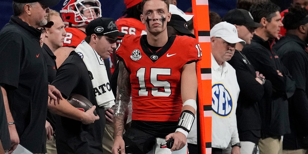 Georgia quarterback Carson Beck unlikely to return for College Football Playoff: report