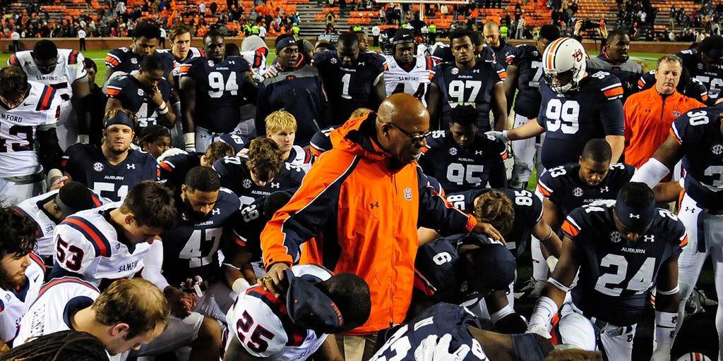 Auburn football team chaplain dies in Alabama lake incident