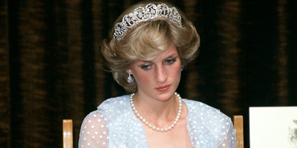 A princesa Diana 'odiava' o Natal com a realeza em Sandringham, estava 'mortificada&#