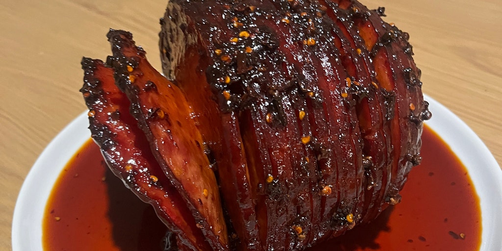 holiday-ham-glaze.jpg?ve=1&tl=1