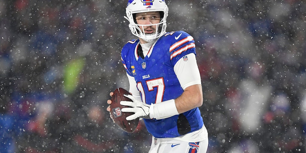 Josh Allen makes NFL history as Bills clinch AFC East with win over 49ers in driving snow