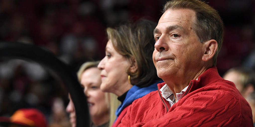 Nick Saban 'obvious choice' for possible college football commissioner, Penn State coach says