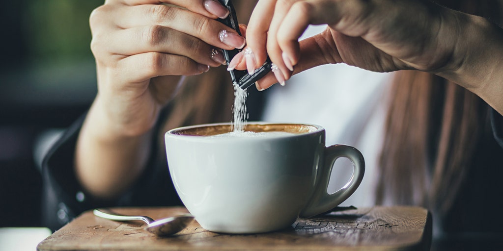 Beber certos tipos de café pode trazer alguns benefícios à saúde, mas os complementos importam. - sl