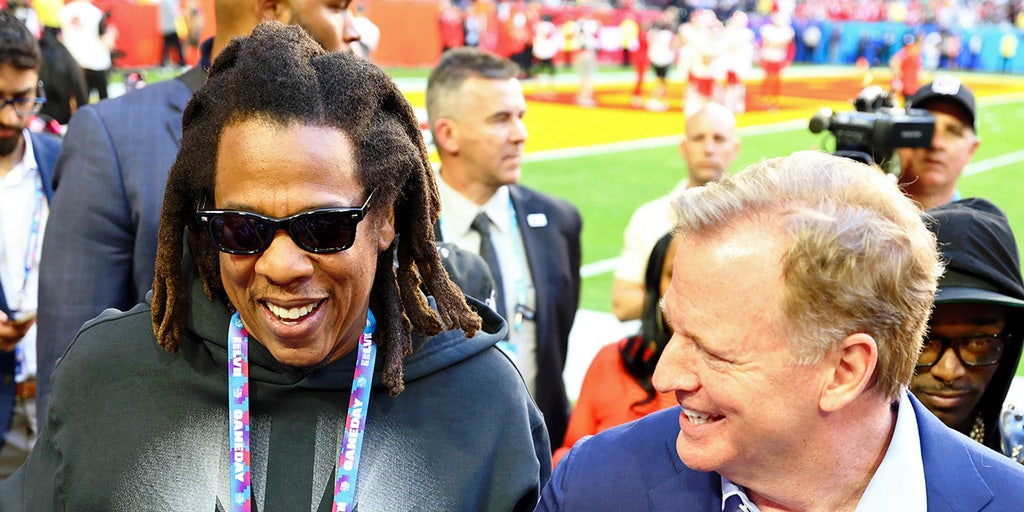 O comissário da NFL, Roger Goodell, diz que o relacionamento de Jay-Z com a liga permanece intacto e