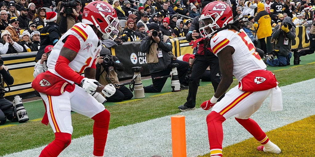 Chiefs' Xavier Worthy é atingido com penalidade após touchdown, provoca frenesi dos fãs - slot