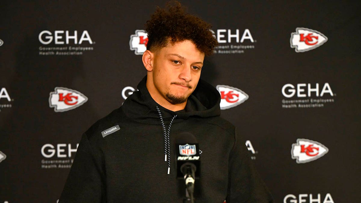 Patrick Mahomes' barber reveals story behind star quarterback's viral haircut  at george magazine