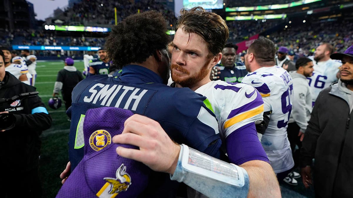 Sam Darnold and Geno Smith