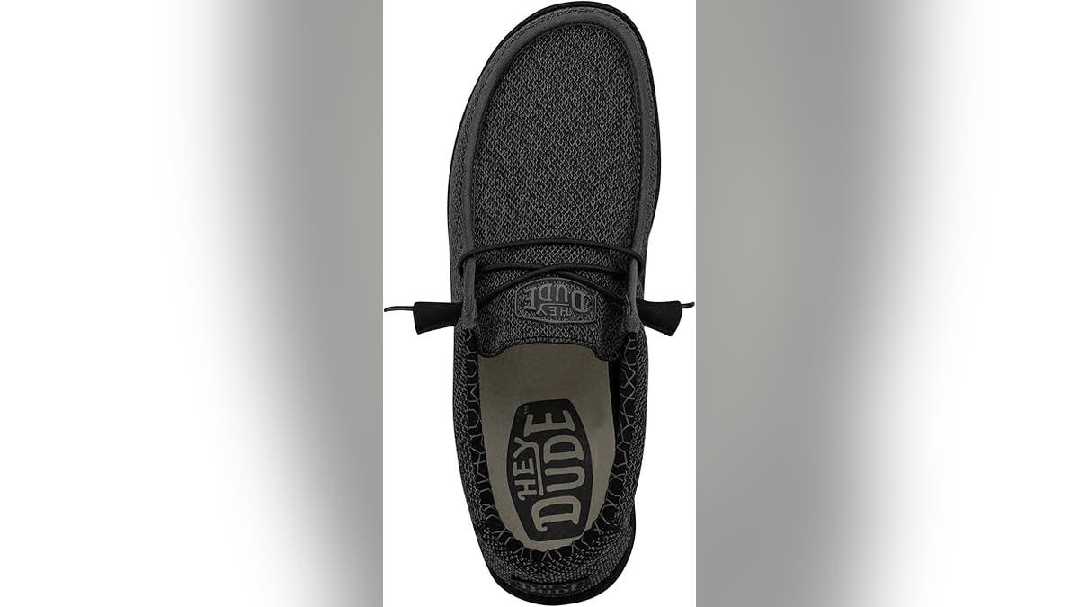 These shoes are comfortable and lightweight. 