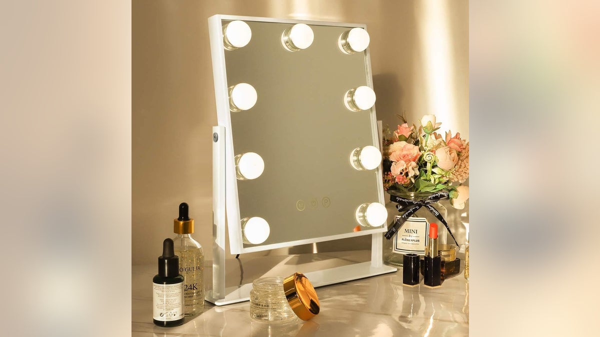 This LED vanity mirror ensures flawless makeup application every time.