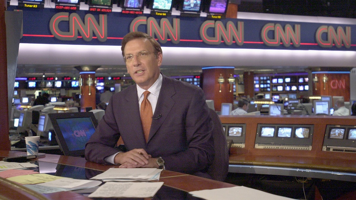 Aaron Brown, former CNN anchor who led 9/11 coverage, dies at 76 | Fox News