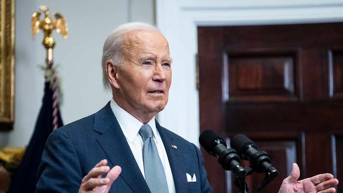 Biden berbicara