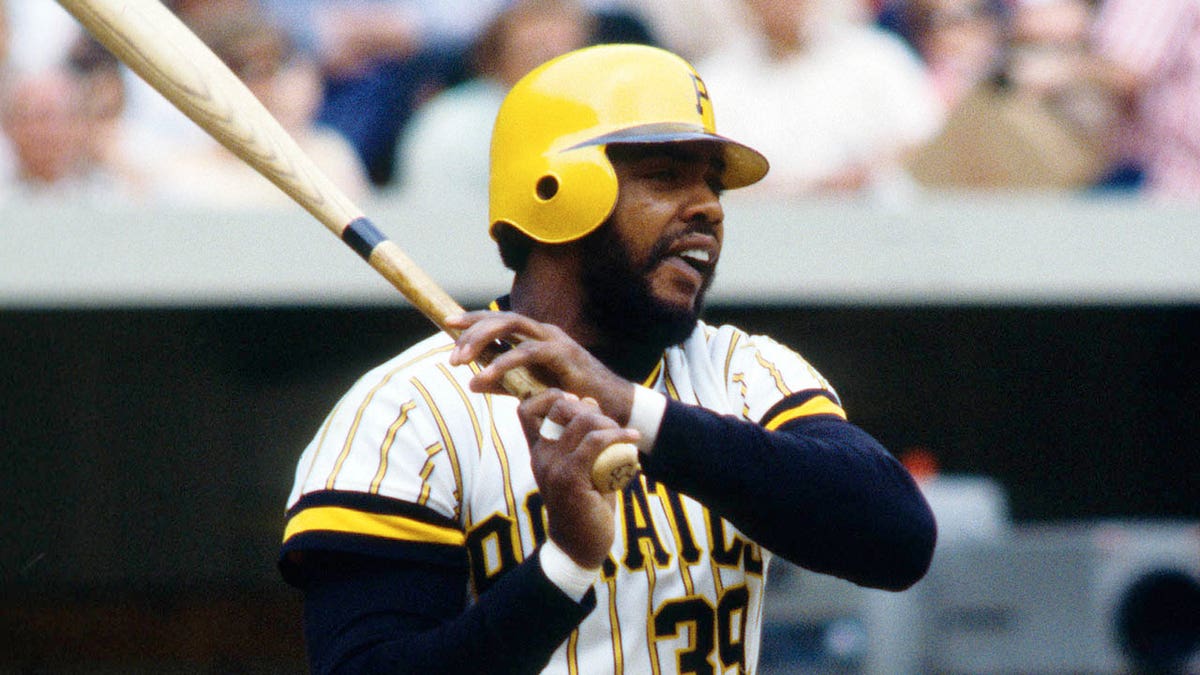 Dave Parker swings bat