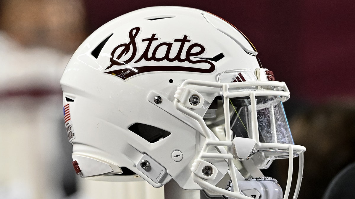 Dontae Walker, ex corredor destino de Mississippi State, muere a los 44 primaveras