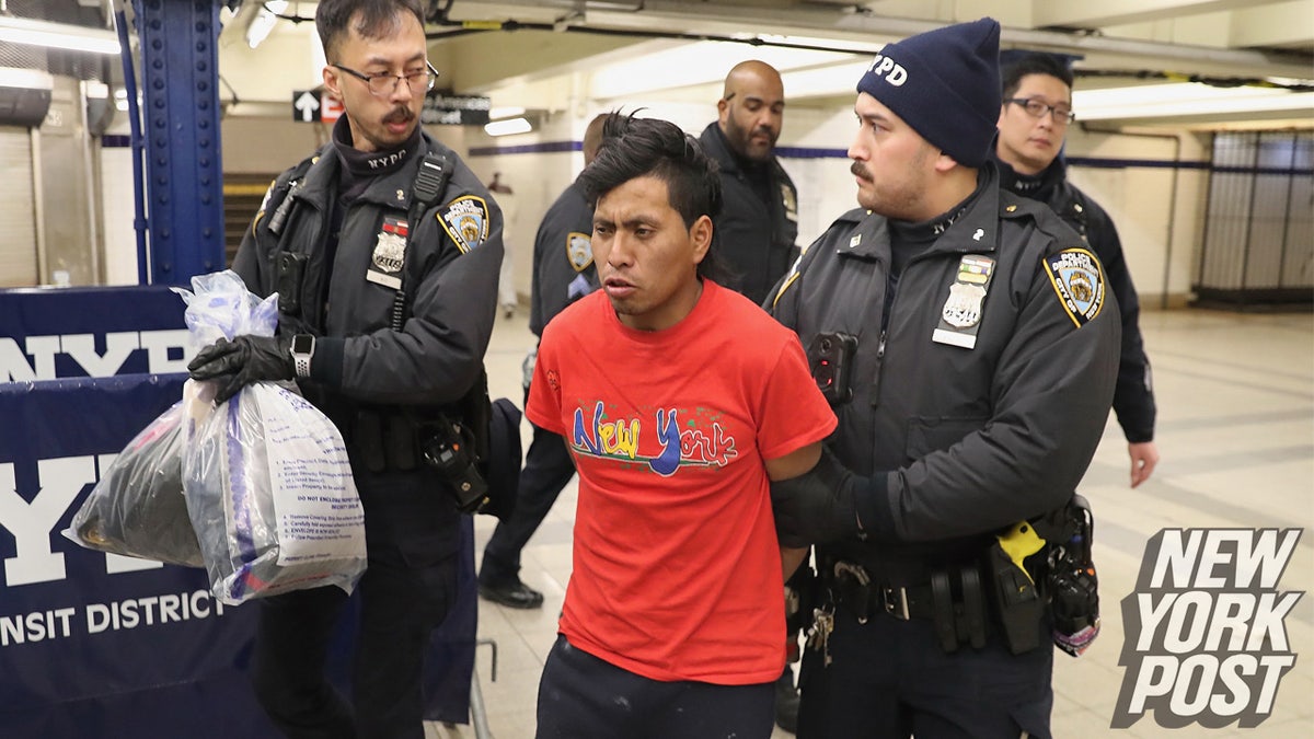 Suspect Accused Of Burning Woman To Death On NYC Subway Is Previously ...