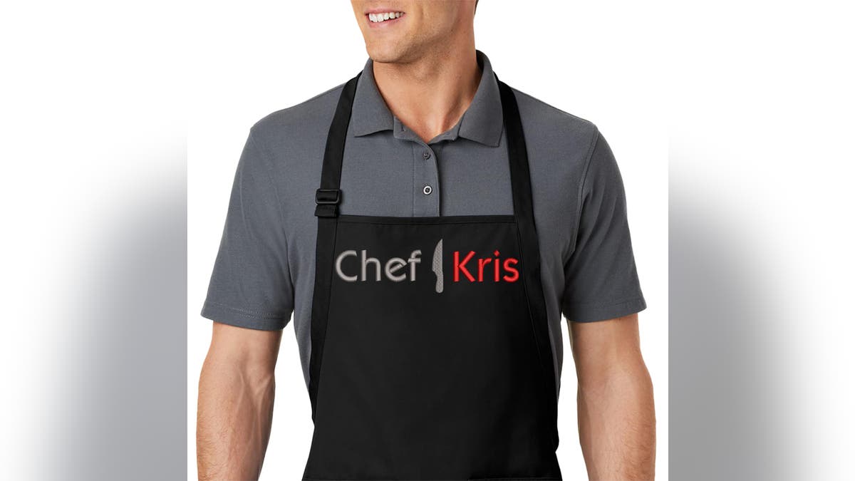 With this customized chef apron, he will feel like a Masterchef.