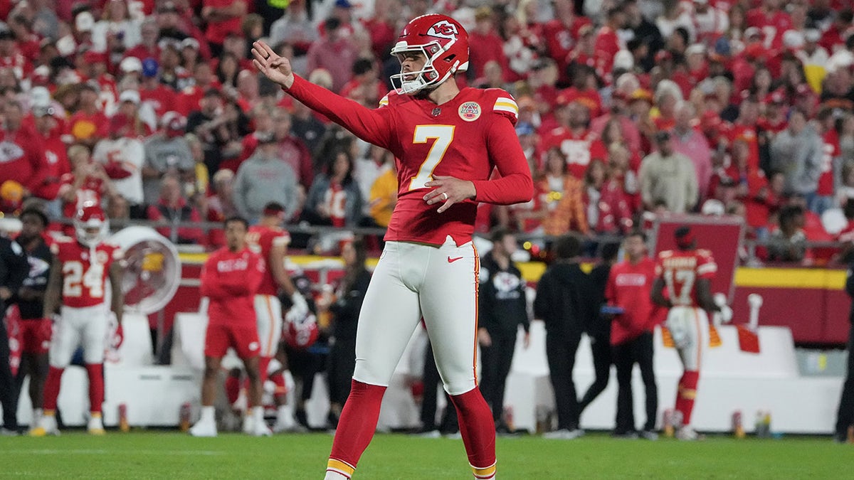 Harrison Butker bersiap