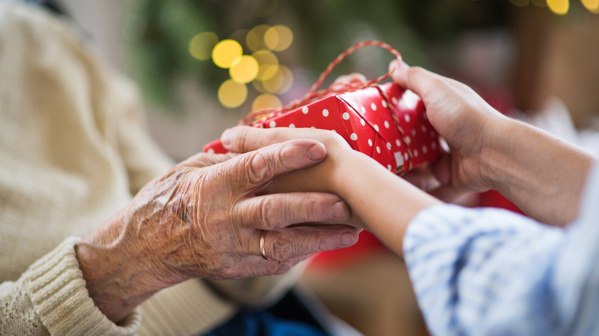 15 holiday gifts for dementia patients and caregivers: ‘Cognitively appropriate’