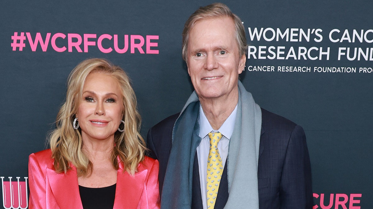 Kathy Hilton y Rick Hilton en un acto por el cáncer de mama