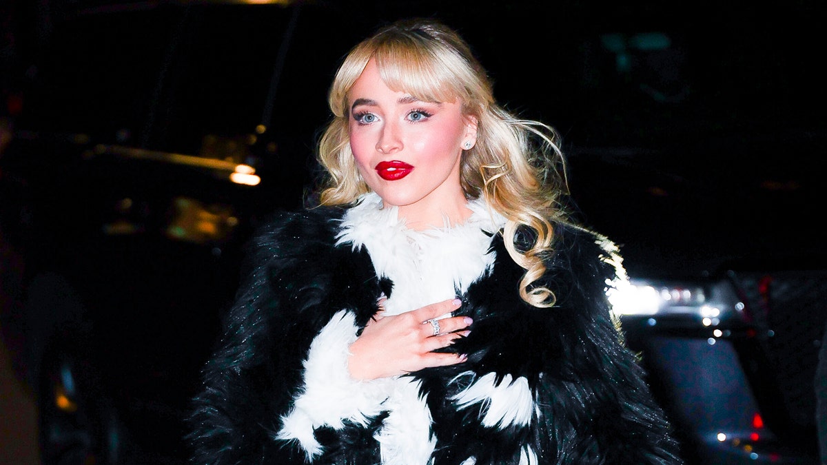 Sabrina Carpenter attends the premiere of her Christmas special.