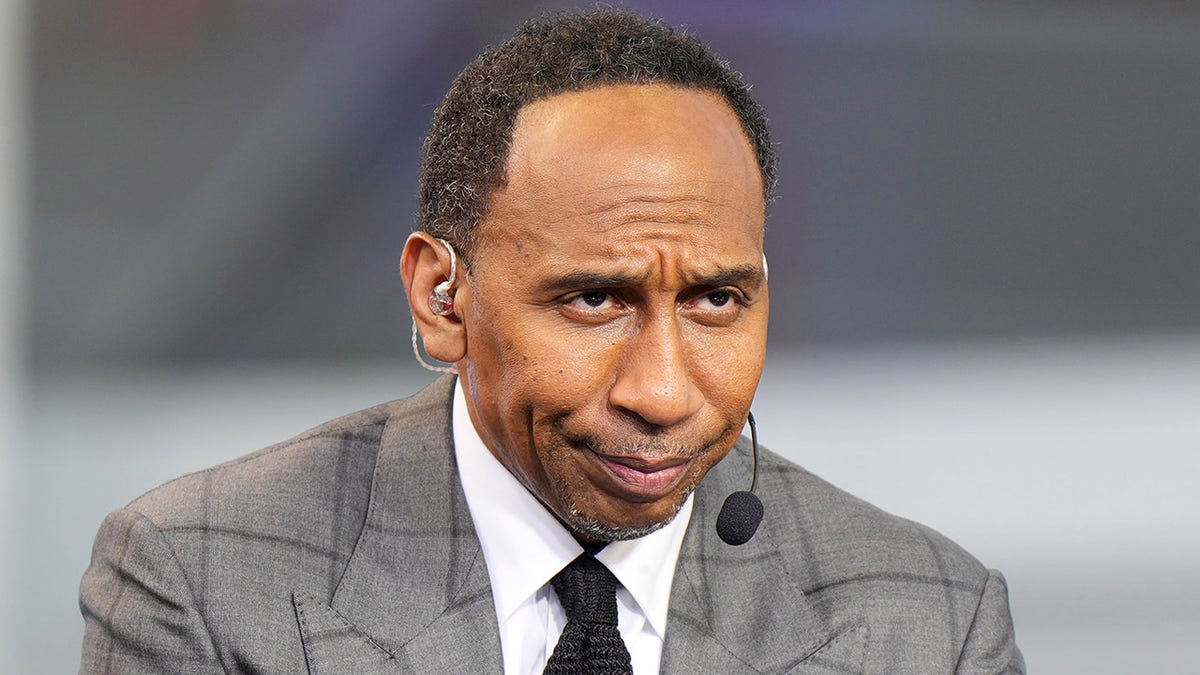 Stephen A Smith in Clippers Arena