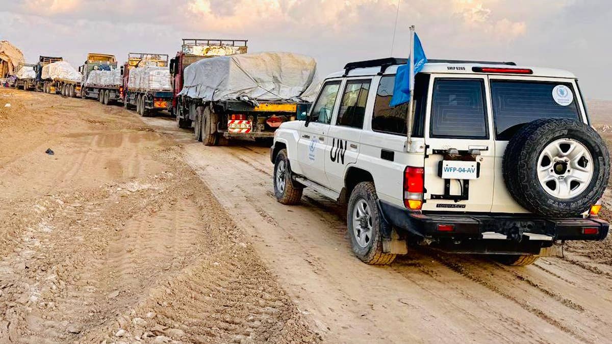 WFP delivers thousands of food packages, sacks of flour and water to the Beit Hanoun in coordination with COGAT.