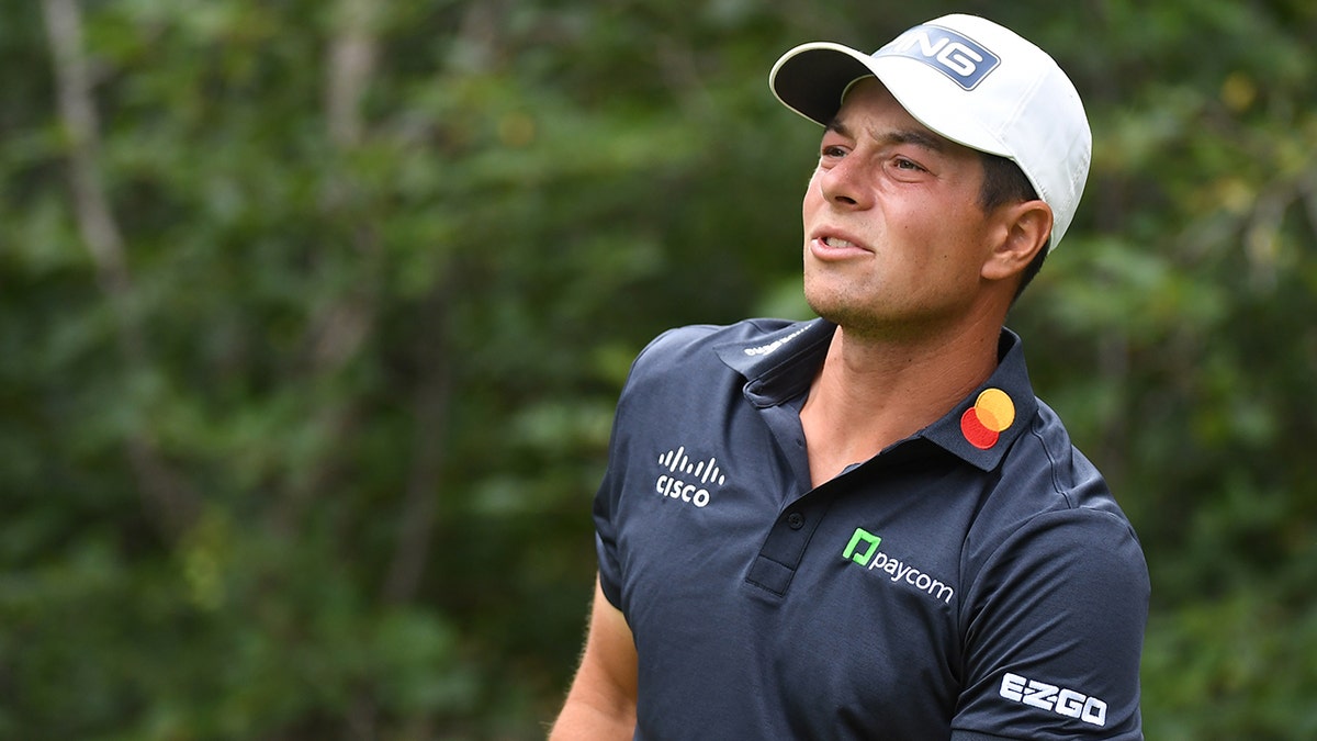 La fortuna del PGA Tour, Viktor Hovland, sufre una extraña ofensa en el dormitorio al principio de la temporada