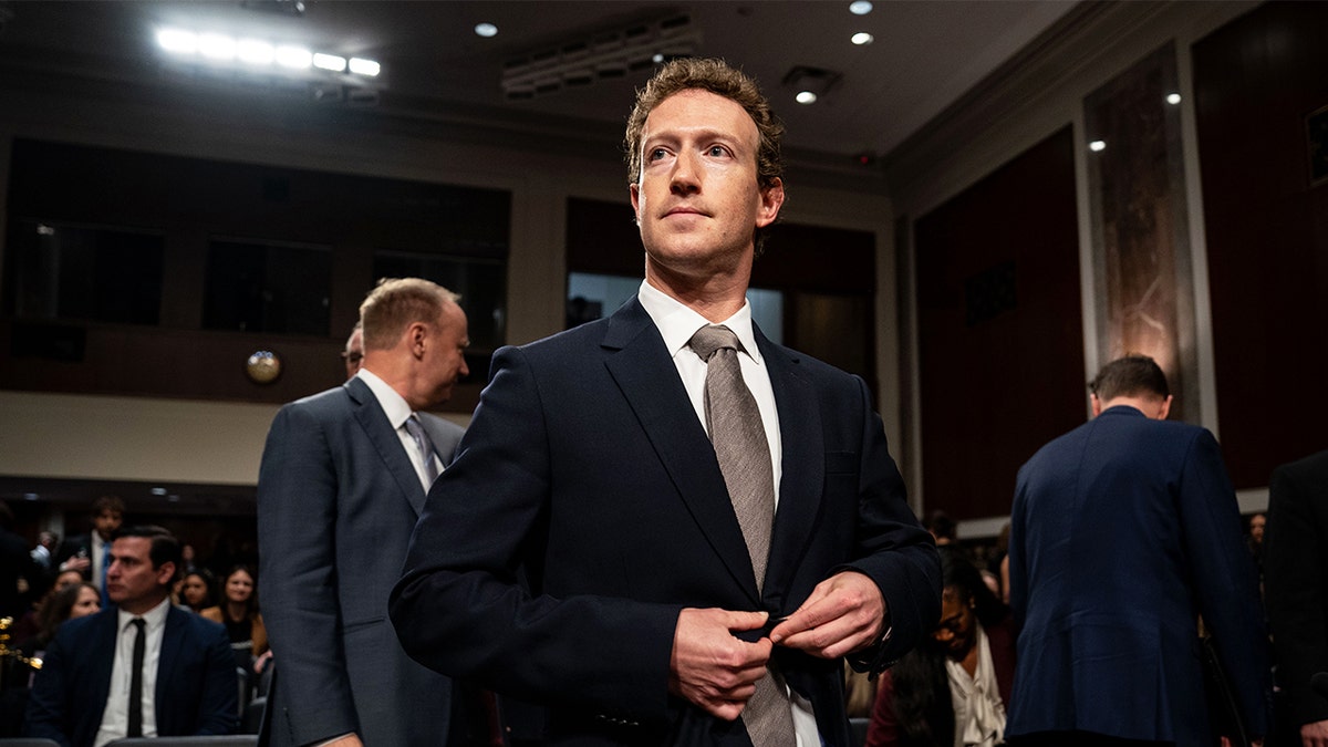 Mark Zuckerberg attending a Senate Judiciary Committee hearing