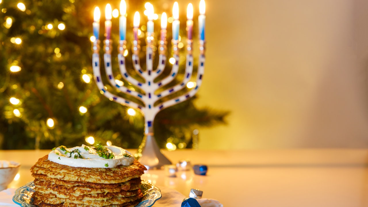 California chef shares 'best-ever' latkes recipe for 'Chismukkah