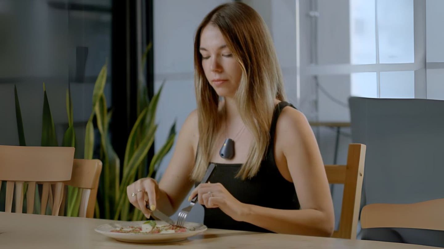 8 food tracking just got lazy in the best way possible with this wearable