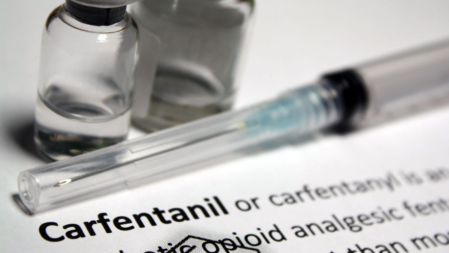 carfentanil with syringe