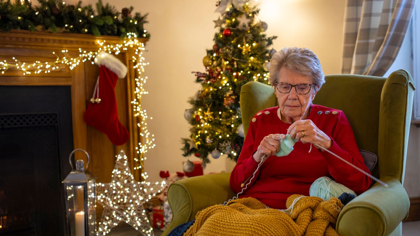 old woman knitting