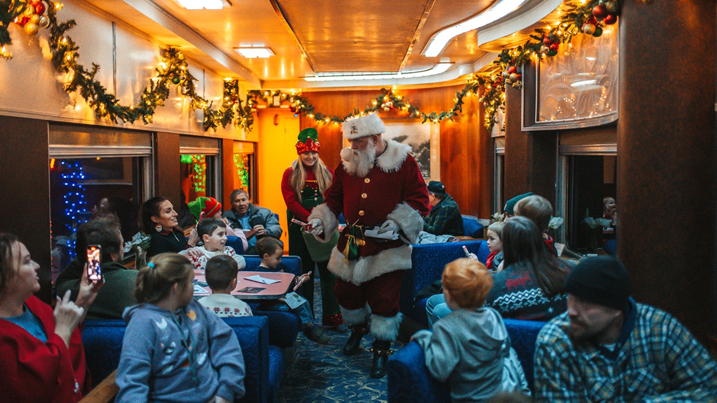 potomac eagle scenic railroad north pole express wv