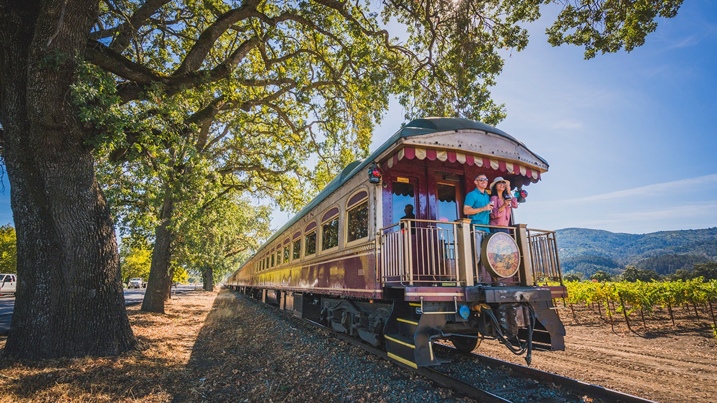 santa train jolly journeys on the napa valley wine train