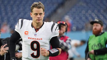 Bengals' Joe Burrow explains why he opted for samurai sword gifts for teammates: 'They wanted guns'