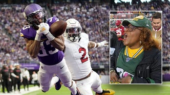 Aaron Jones' mom wanted Vikings star benched over recent ball security issues