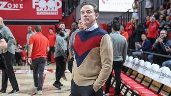 St John's coach Rick Pitino pays homage to late school legend Lou Carnesecca with vintage look