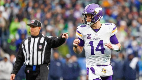 Sam Darnold's remarkable TD pass to Justin Jefferson helps Vikings edge Seahawks