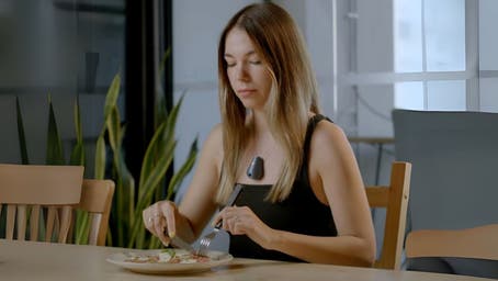 Food tracking just got lazy — in the best way possible — with this wearable device