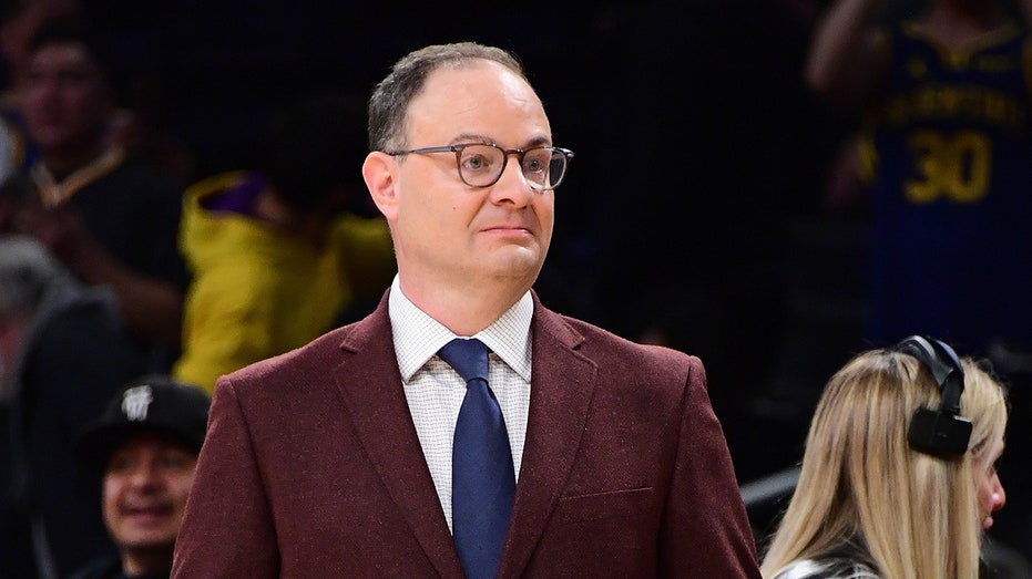Adrian Wojnarowski's anti-Trump politics reportedly causing friction with St. Bonaventure community