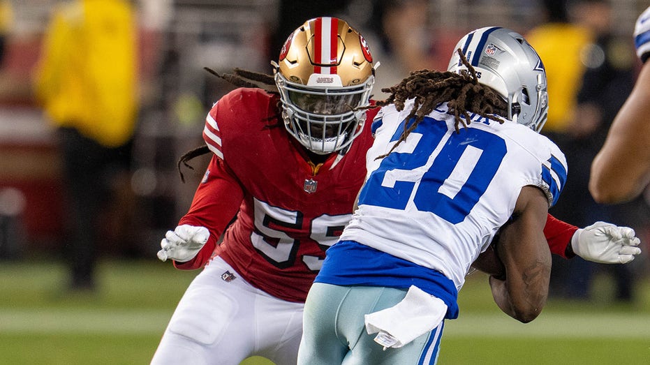 49ers' De'Vondre Campbell's refusal to enter game likely to lead to suspension: report