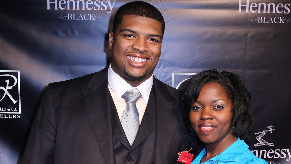 49ers All-Pro Trent Williams, wife Sondra mourn death of newborn son