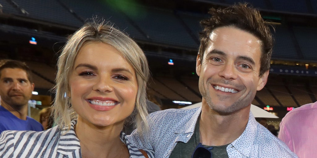 News Image for Ali Fedotowsky-Manno's Husband Kevin Manno Diagnosed with Thyroid Cancer