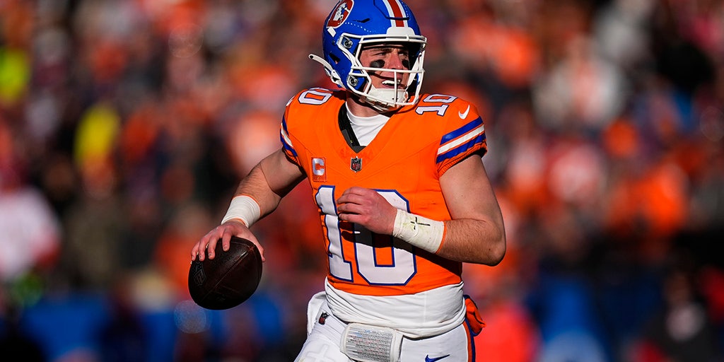 Bo Nix throws 4 touchdown passes as Broncos earn AFC's final playoff spot in rout of Chiefs