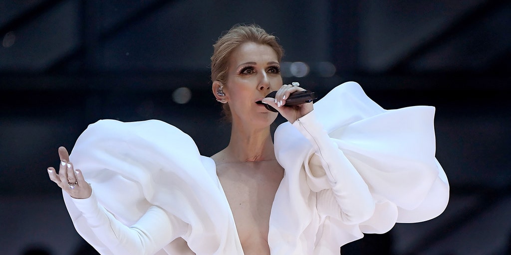 セリーヌ チュニック サイズ40 M - 白 CELINE(セリーヌ) チュニック長袖シャツワンピース ホワイト サイズ 36