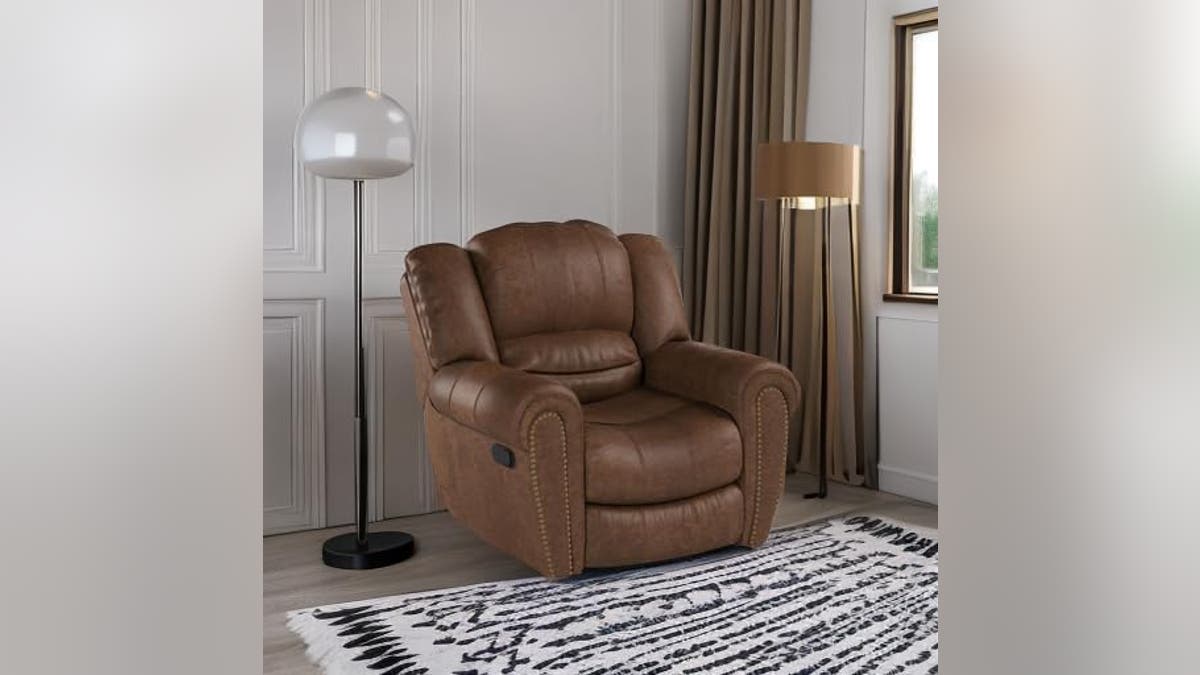 A comfortable and stylish support. 