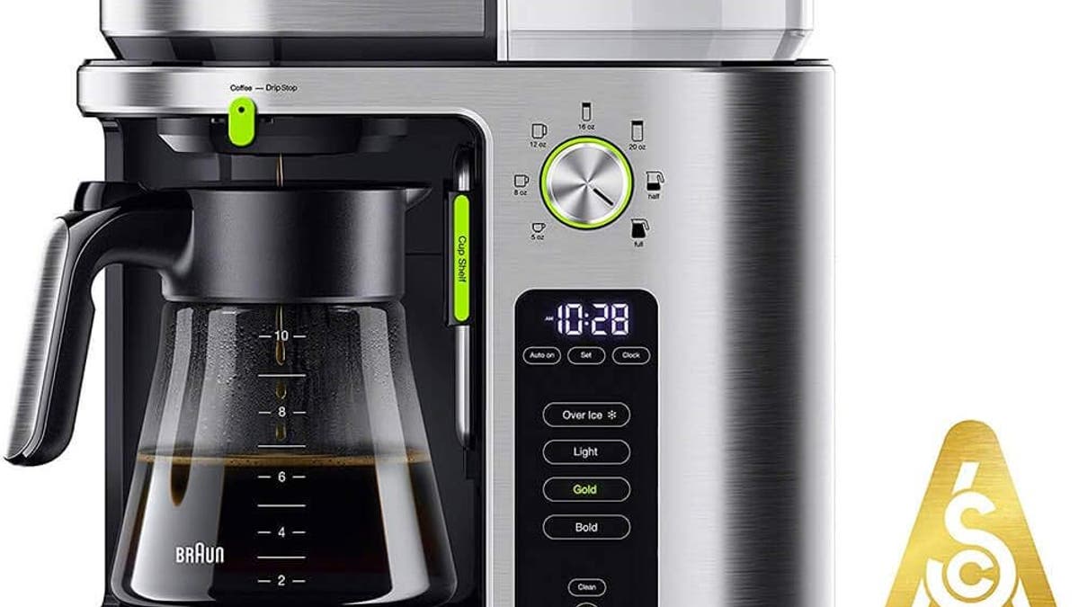 A high-tech coffee maker that can brew hot and iced coffee. 