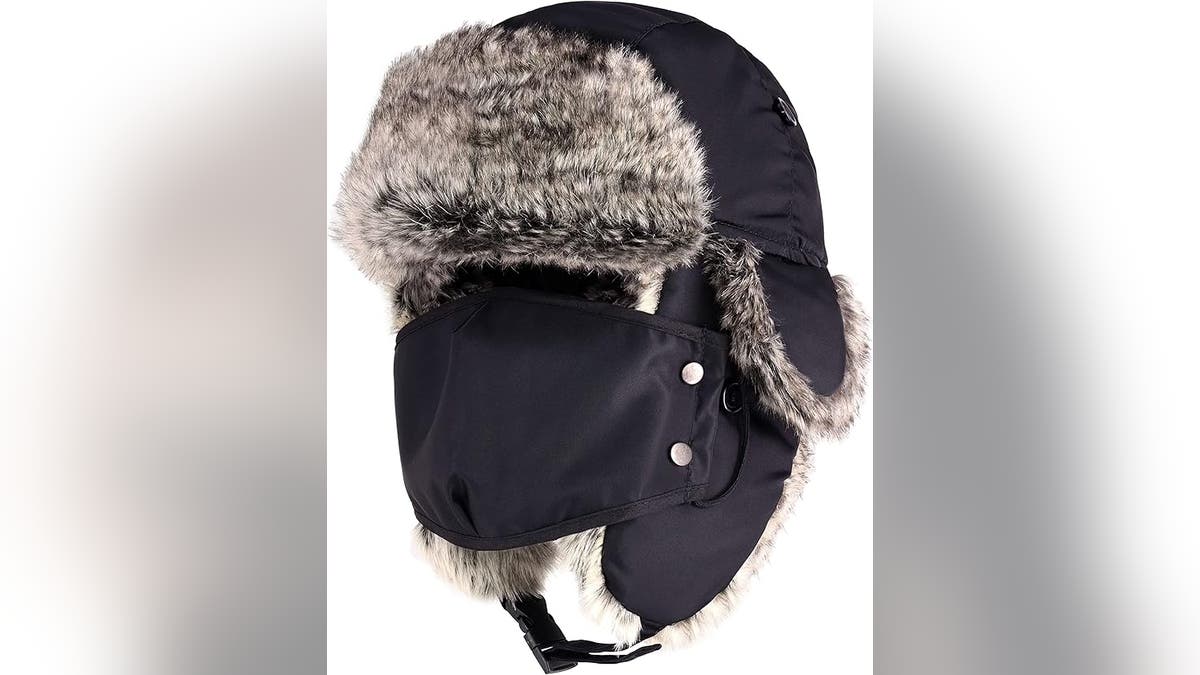 Trapper hats protect against the cold.