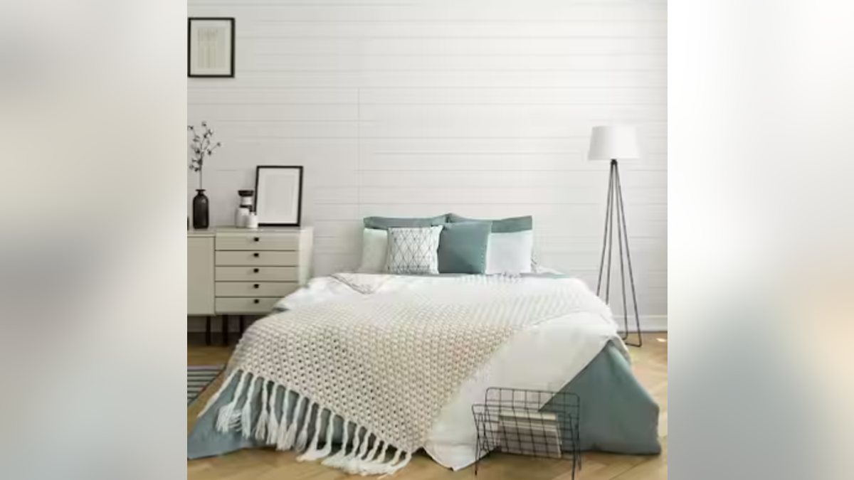 Shiplap gives a room a farmhouse look.?