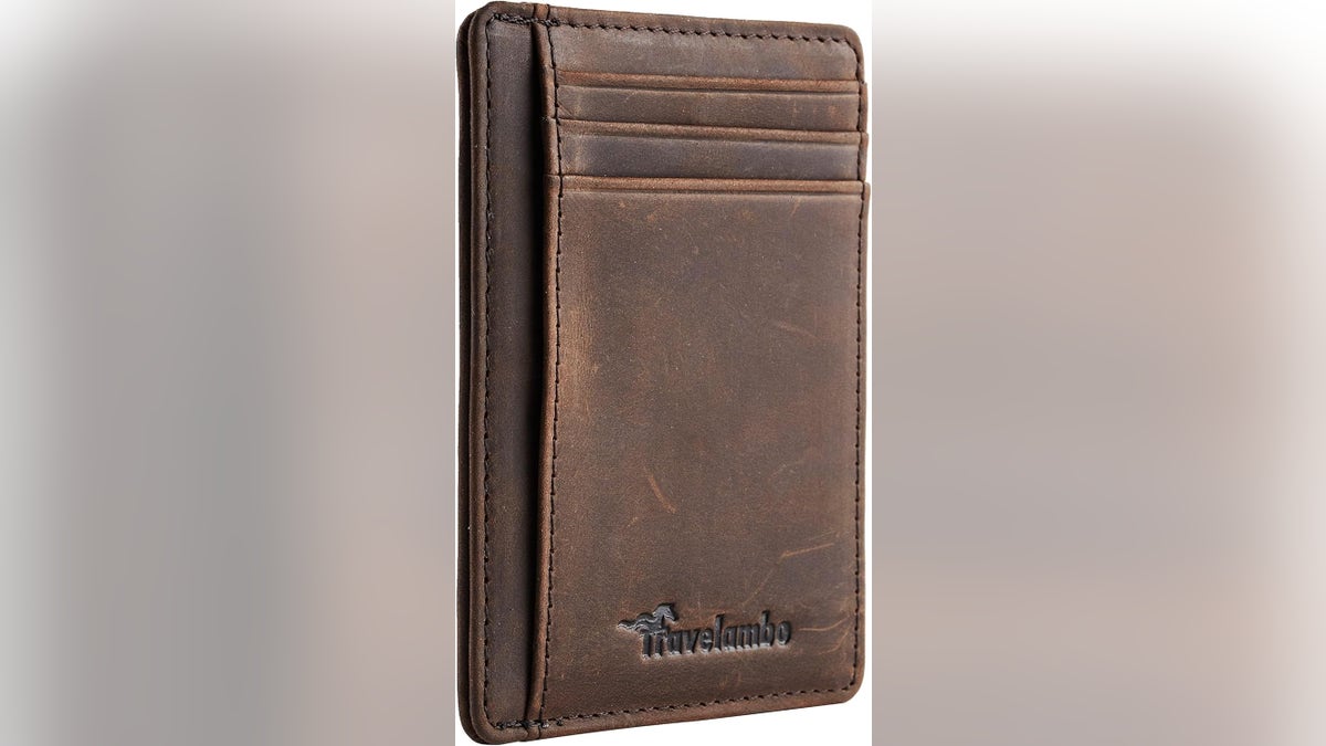  This Travelambo wallet is compact, slim, and has a small number of card slots, perfect for those who prefer not to carry a bulky wallet in their back pocket.